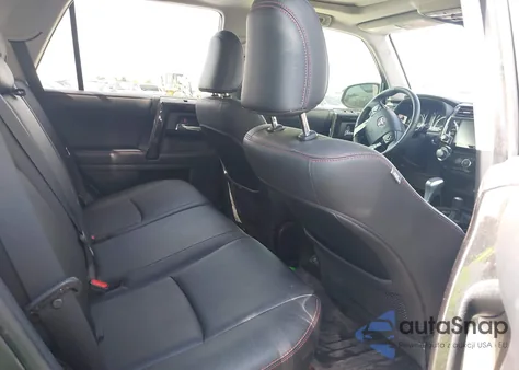 2021 Toyota 4Runner Sr5 Premium/Venture/Trd Off Road/Trd Off Road Premium/Trd Pro z USA, uszkodzony, nr VIN JTERU5JR1M5962995